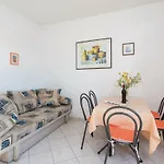 One-bedroom With Sea View In Appartamento Orebić