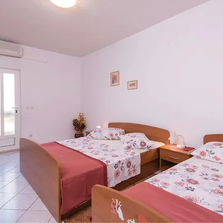 Апартаменты One-bedroom With Sea View In