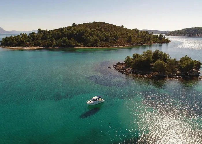 One-bedroom With Sea View In