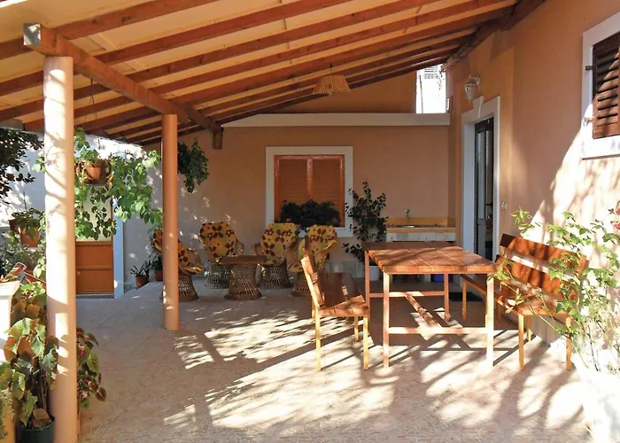 One-bedroom With Sea View In شقة أوروبيتش